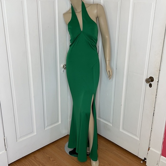 Marina•Dress - Picture 2 of 10